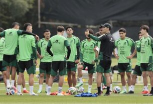 México ante Chile en partido internacional de fútbol
